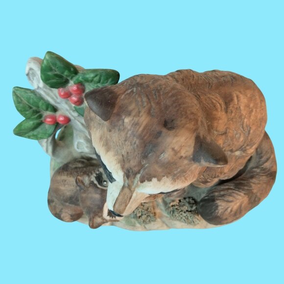 Raccoon Mother Baby  Tree Branch Ceramic Figurine Mothers Day Cottage Cabin - Picture 9 of 10